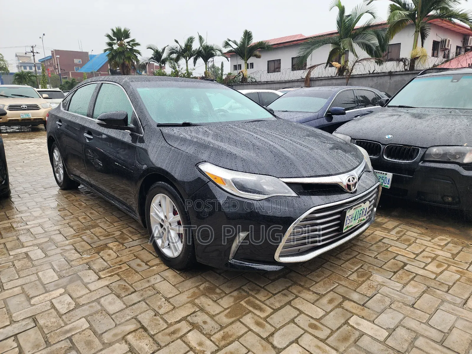 Toyota Avalon XLE 4dr Sedan (3.5L 6cyl 6A) 2014 Black