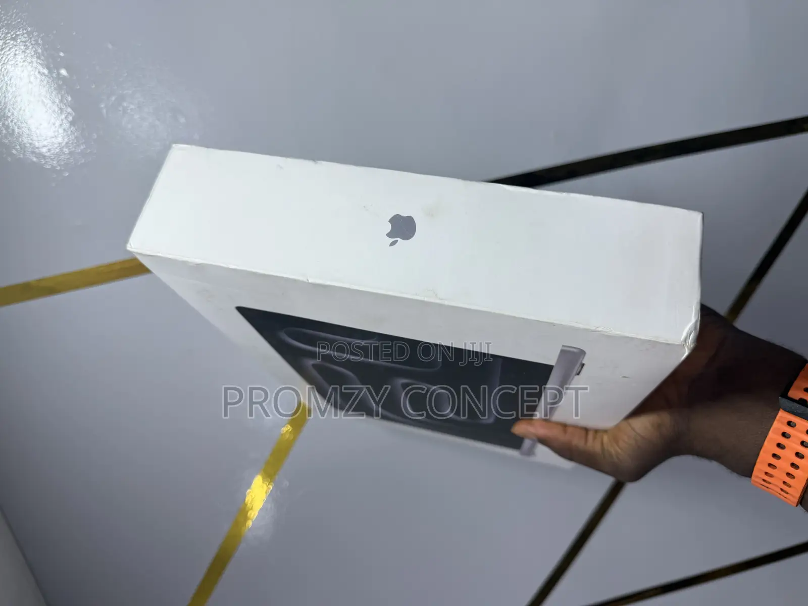 New Laptop Apple MacBook Pro 2024 M4 14-inch 16GB Apple M4 SSD 1T