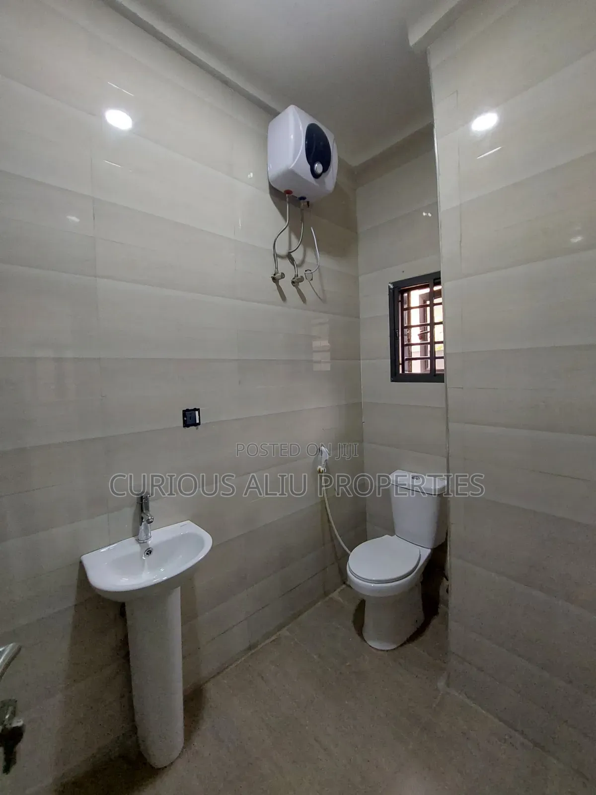 3bdrm Block of Flats in Bali Island, Life Camp for sale