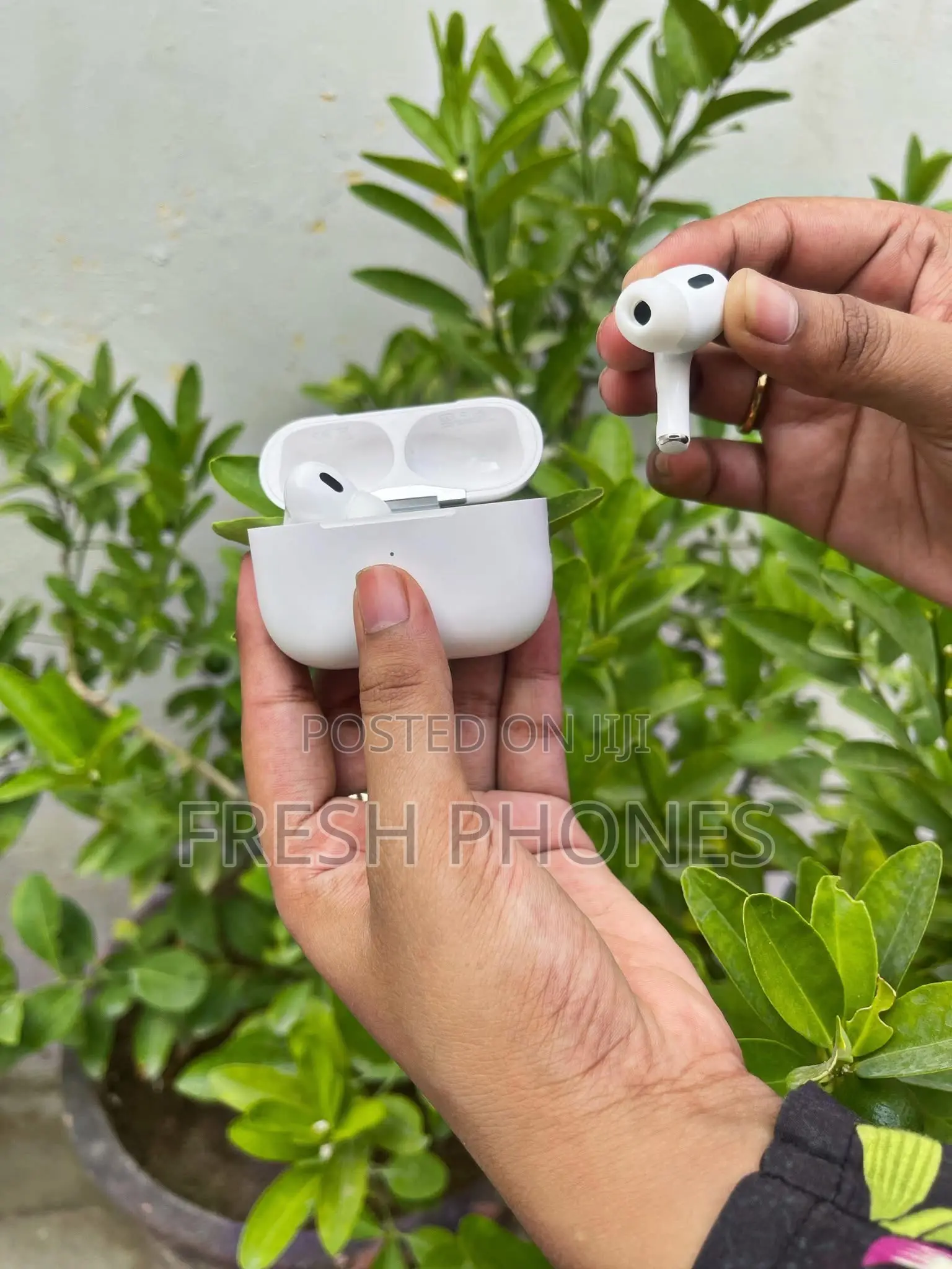 Apple Airpods Pro 2nd Gen - Open Box (Very Clean, Original).