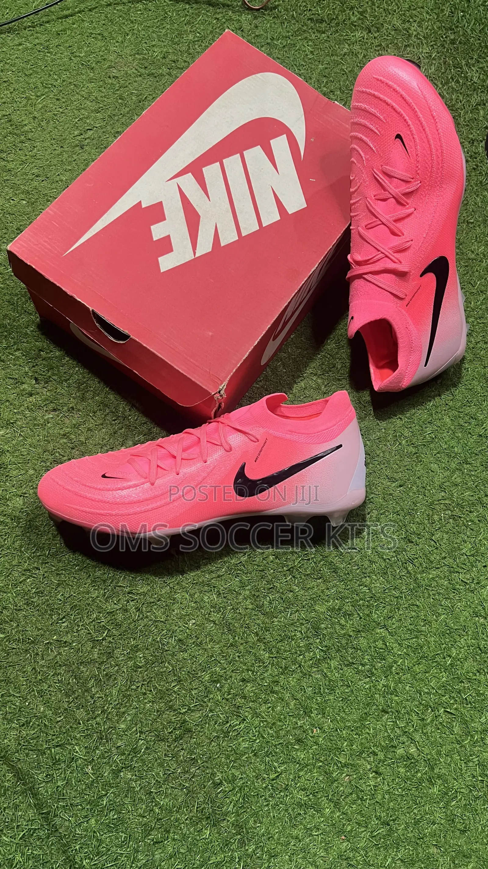Nike Phantom Luna 2 Elite Firm-Ground Football Boot(45)
