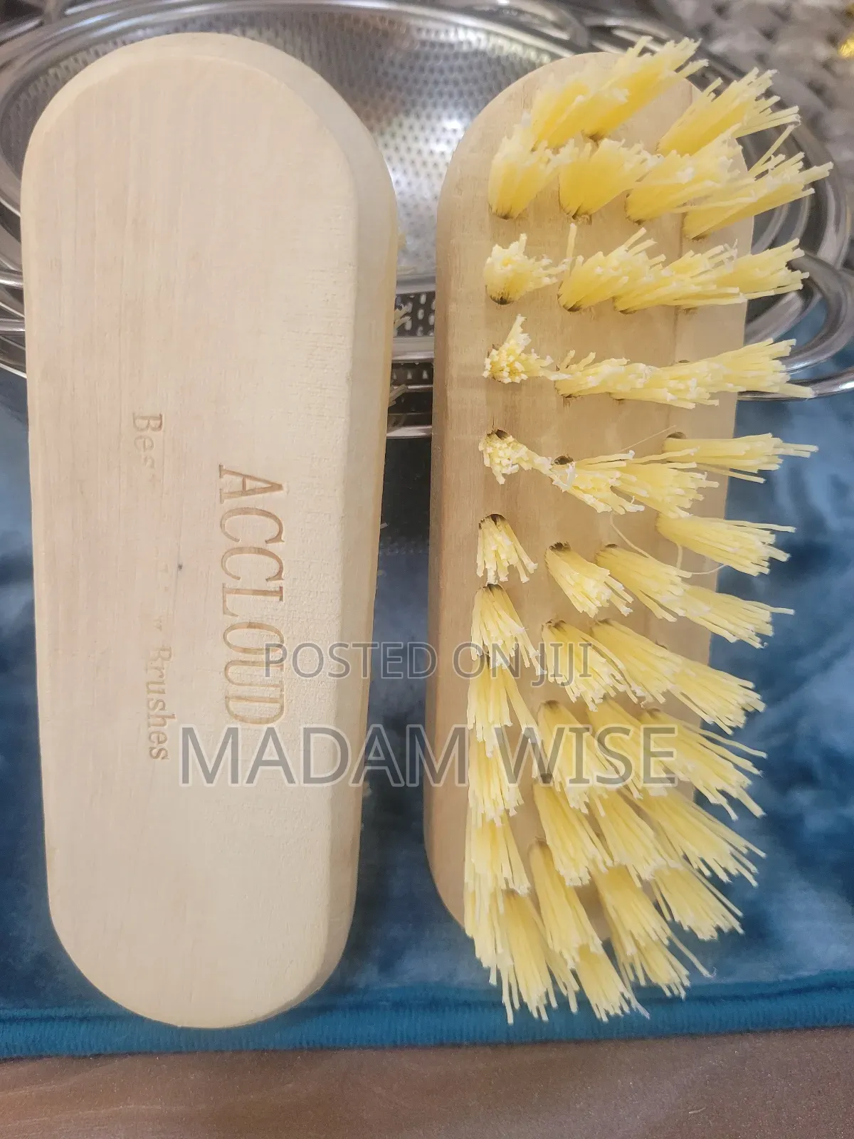 Wooden Scrubbing Brush