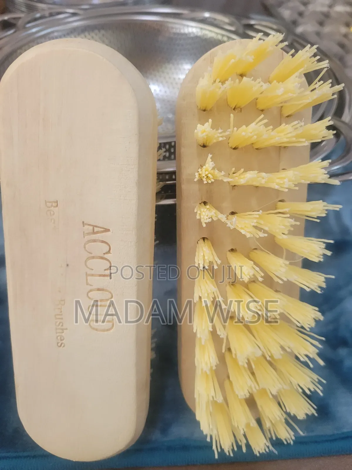 Wooden Scrubbing Brush
