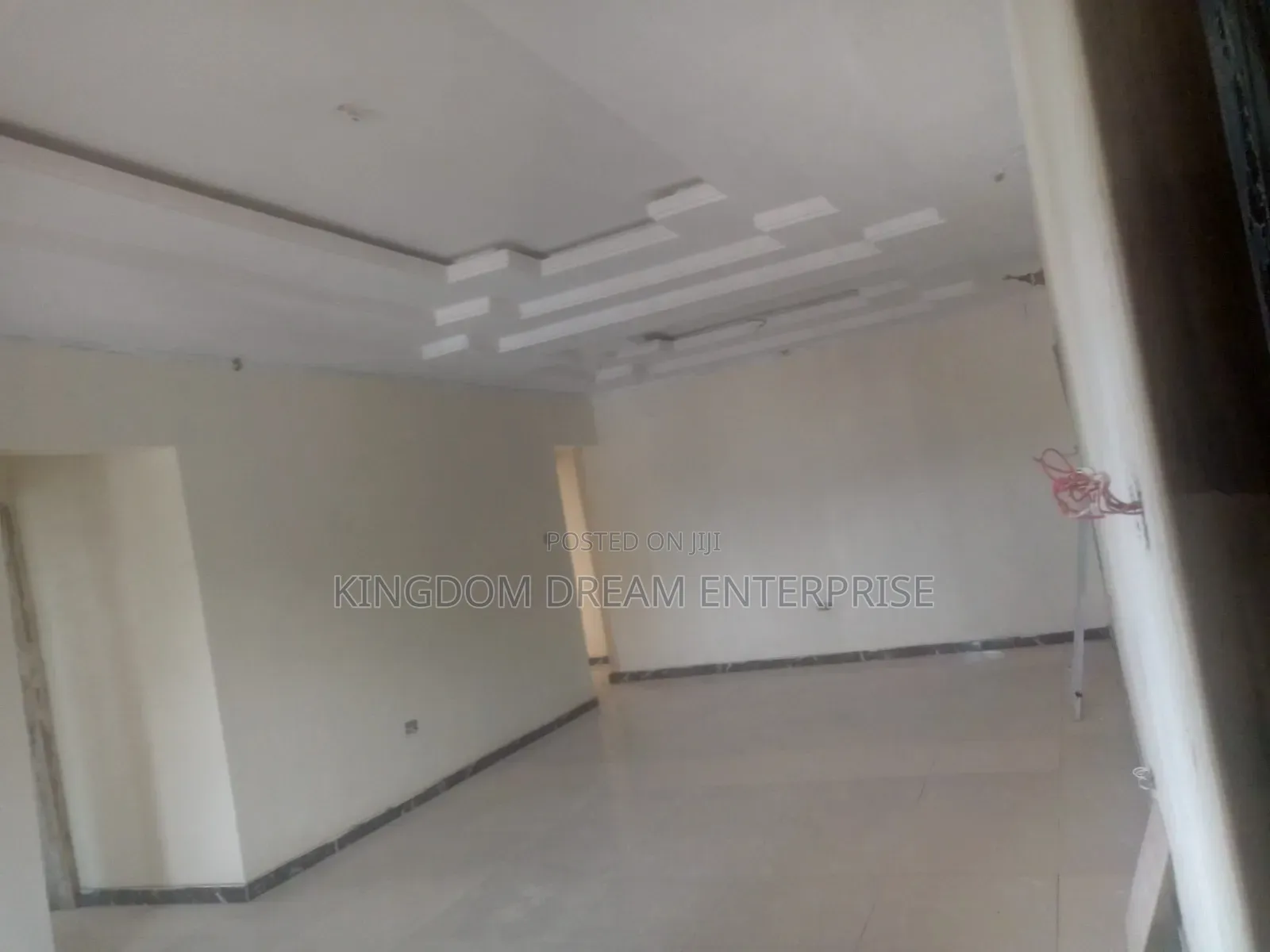 3bdrm Apartment in Ikeja Gra Lagos for rent