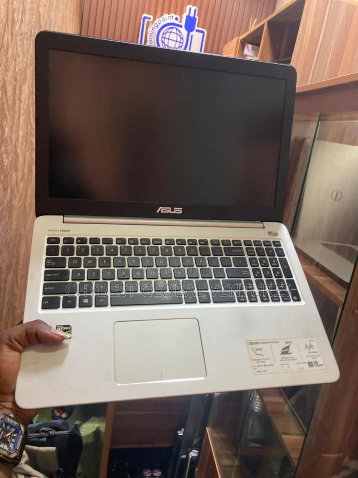 Laptop Asus K50IE 12GB Nvidia HDD+SSD 500GB