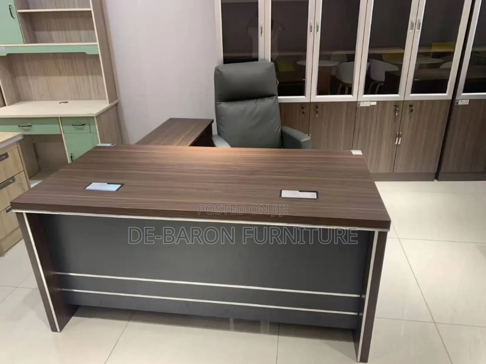 Senior Executive Office Table 2miter