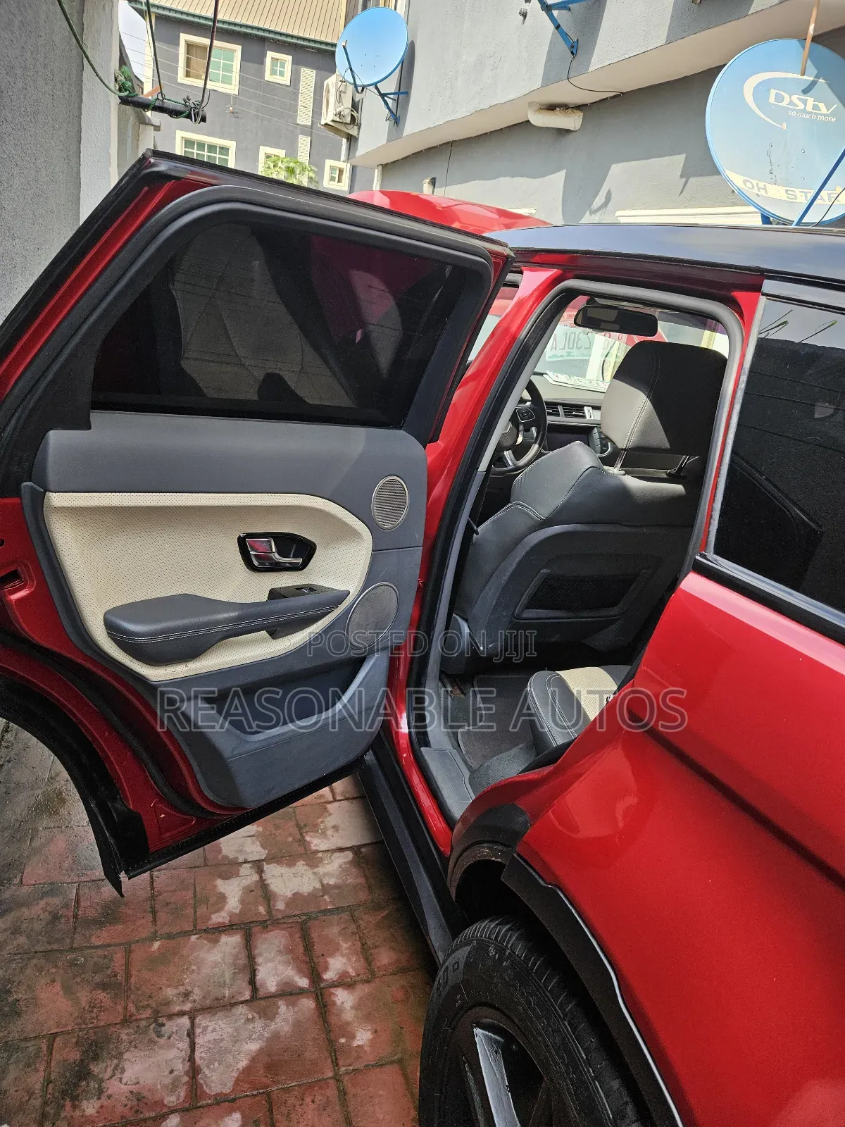 Land Rover Range Rover Evoque Dynamic 4x4 (2.0L 4cyl 9A) 2014 Red