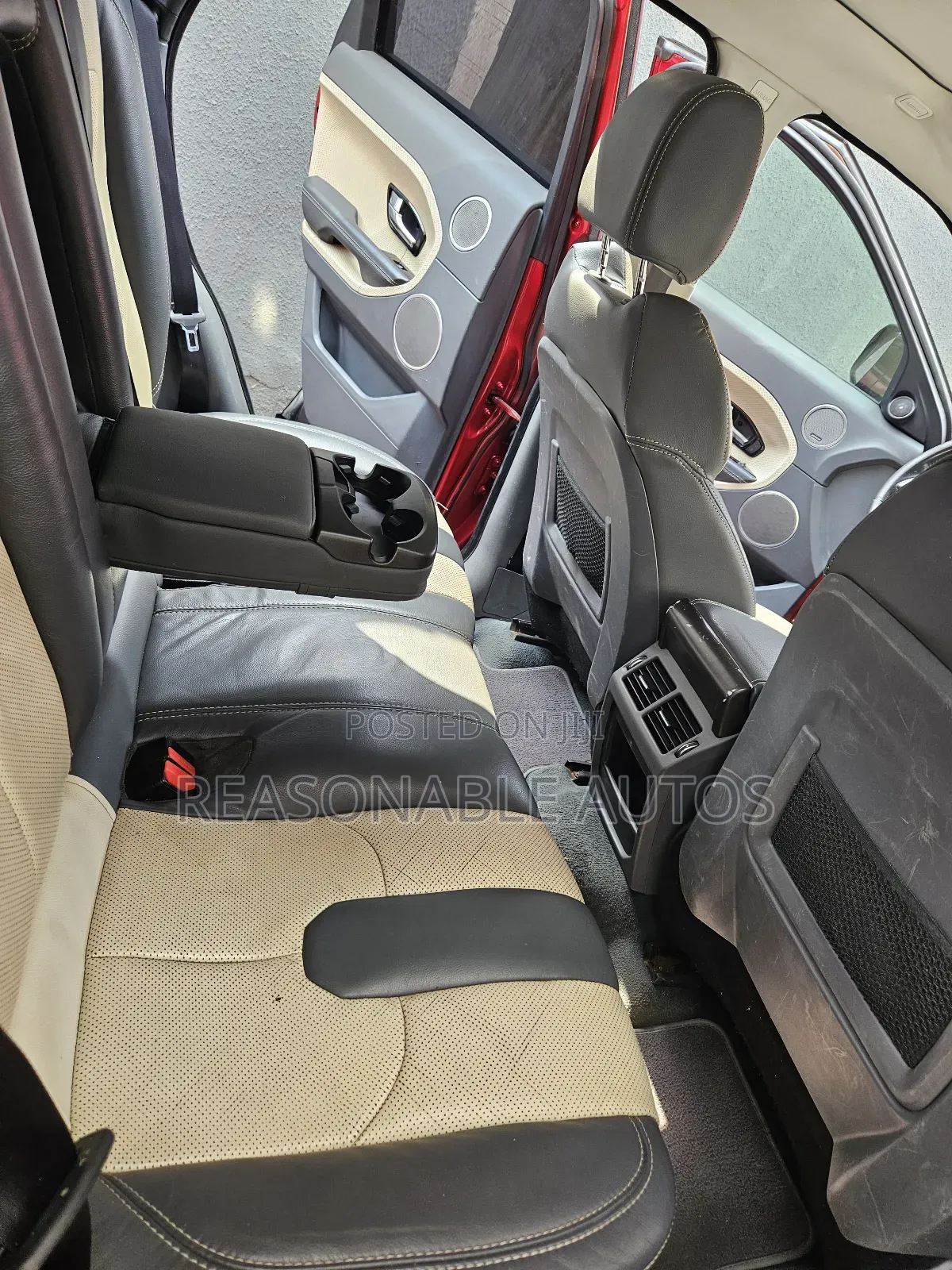 Land Rover Range Rover Evoque Dynamic 4x4 (2.0L 4cyl 9A) 2014 Red