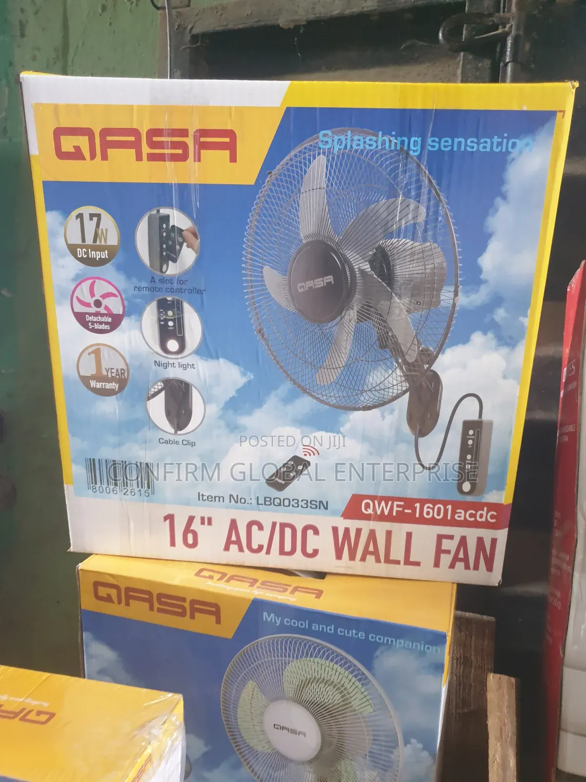 Brand New Solar Wall Fan 18"