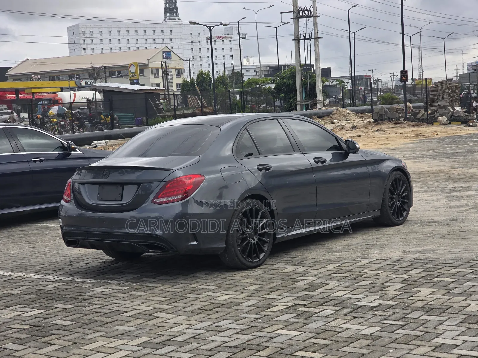 Mercedes-Benz C300 Sport 4Matic Sedan AWD (2.0L 4cyll 7A) 2016 Gray
