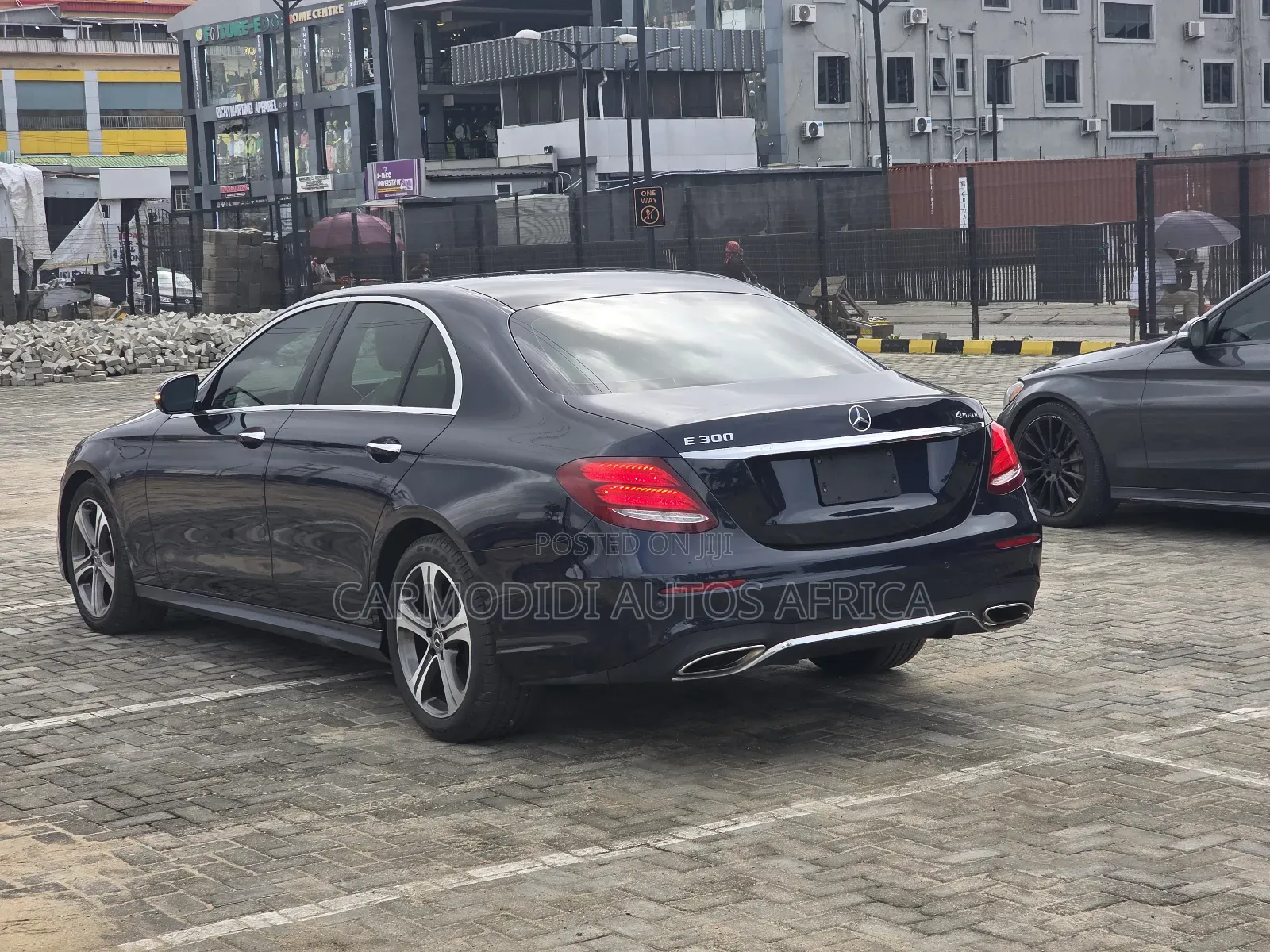 Mercedes-Benz C300 Sport 4Matic Sedan AWD (2.0L 4cyll 7A) 2016 Gray