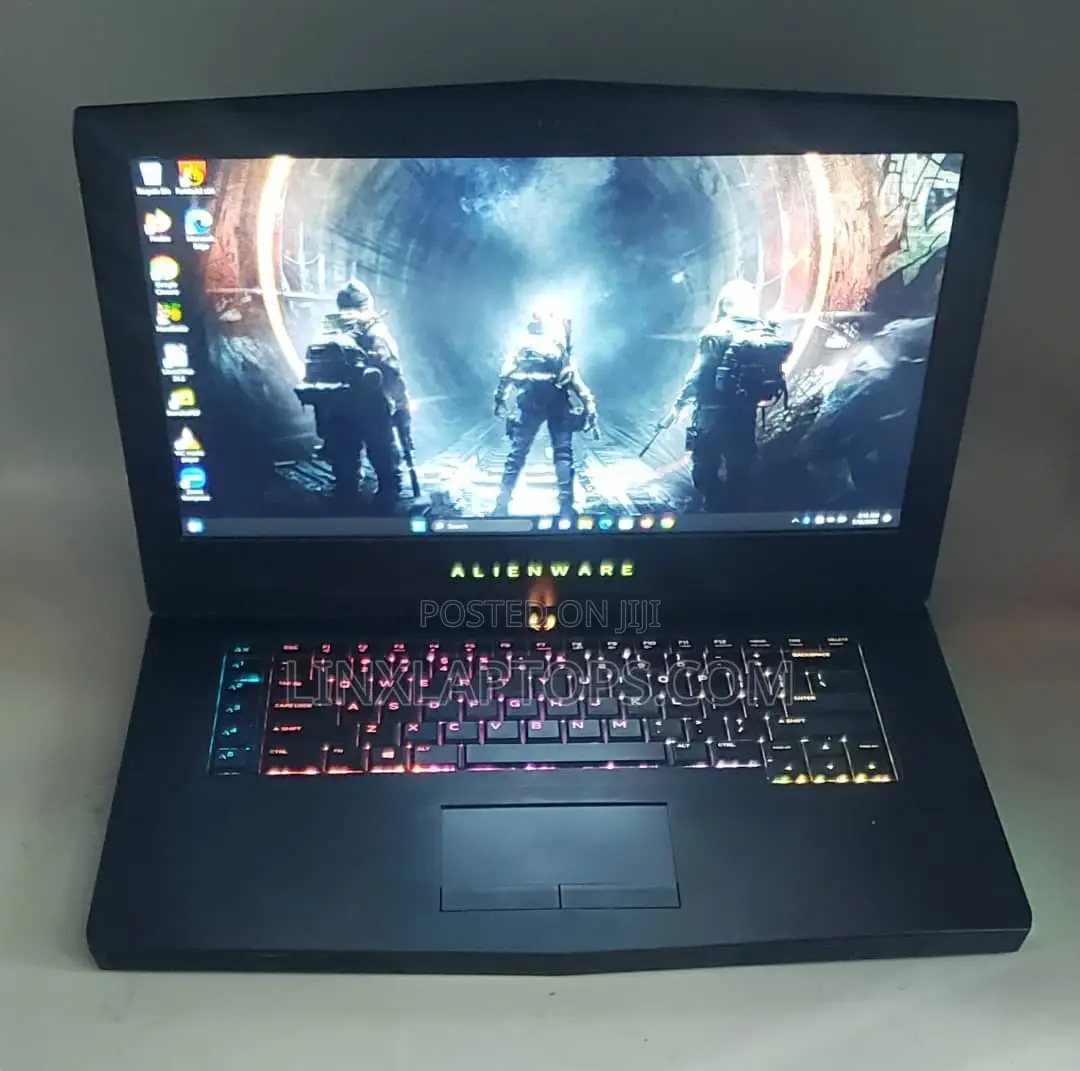 Laptop Dell Alienware 15 R3 16GB Intel Core i5 SSD 512GB