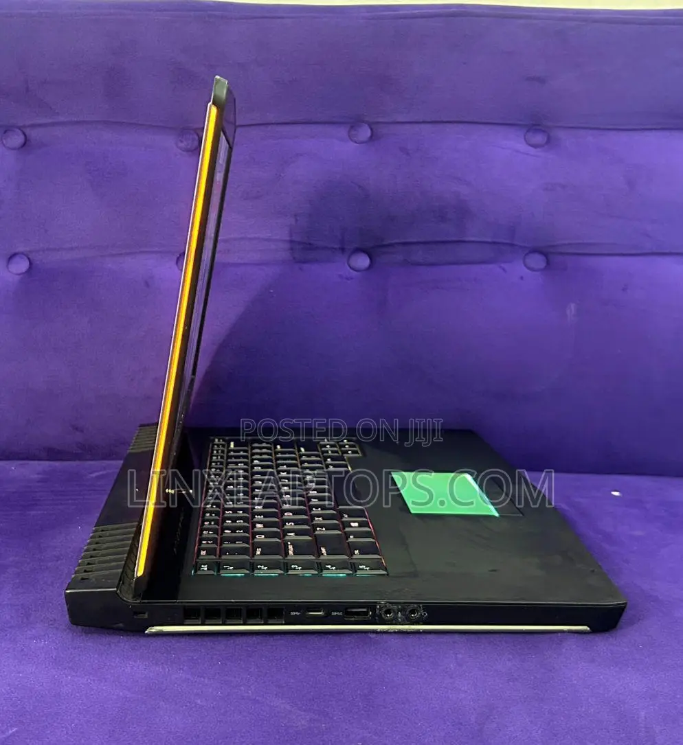 Laptop Dell Alienware 15 R3 16GB Intel Core i5 SSD 512GB