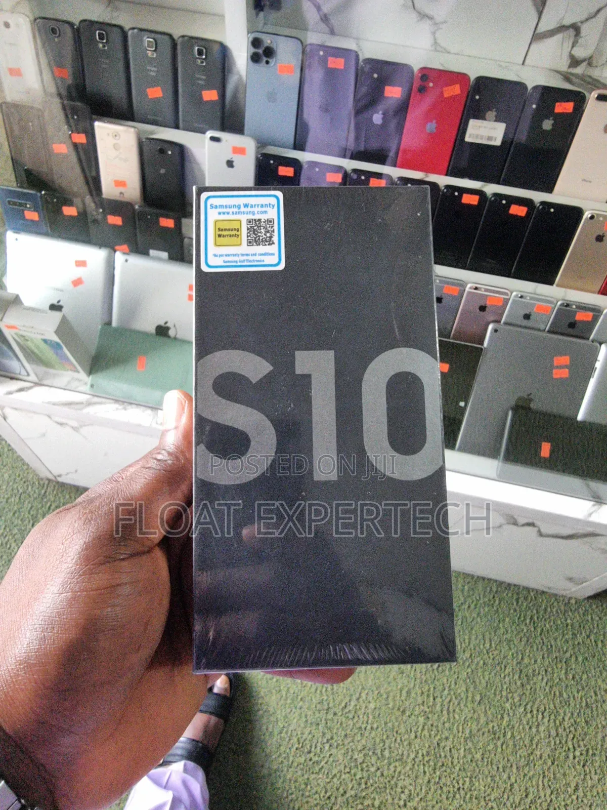 New Samsung Galaxy S10 128 GB Black