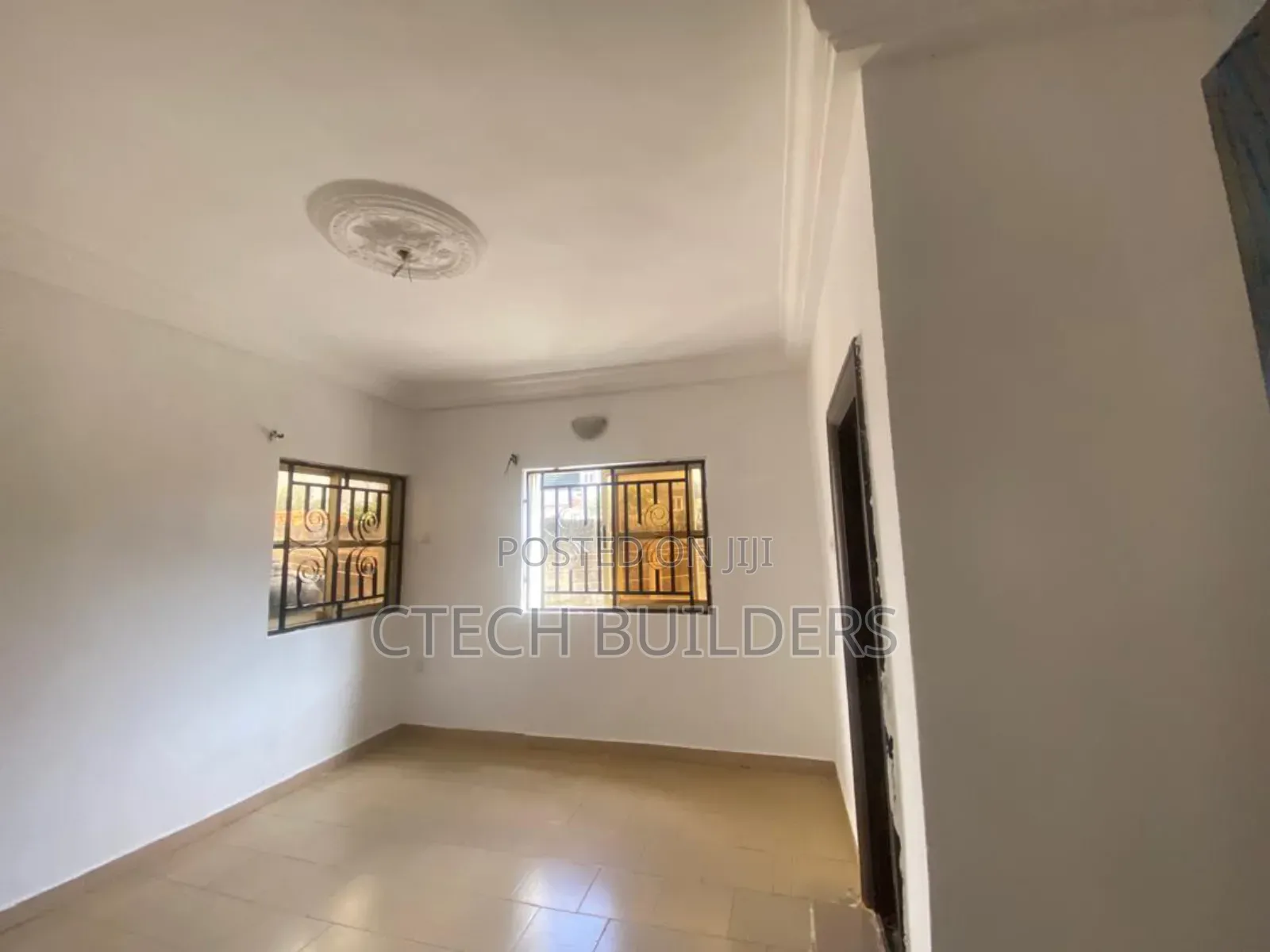 3bdrm Block of Flats in Benin City for rent