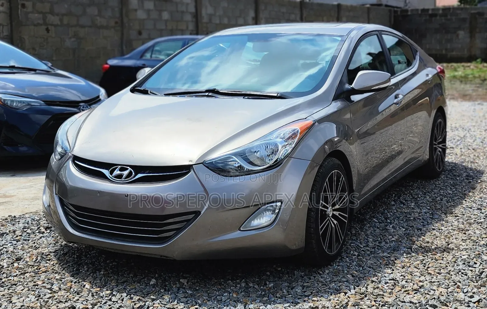 Hyundai Elantra Limited 2012 Gray