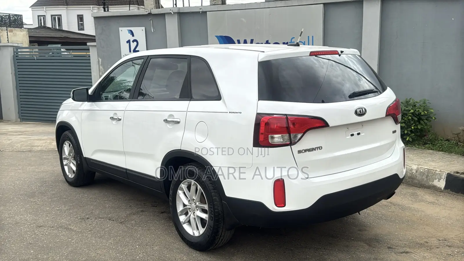 Kia Sorento LX 4dr SUV (2.4L 4cyl 6A) 2015 White