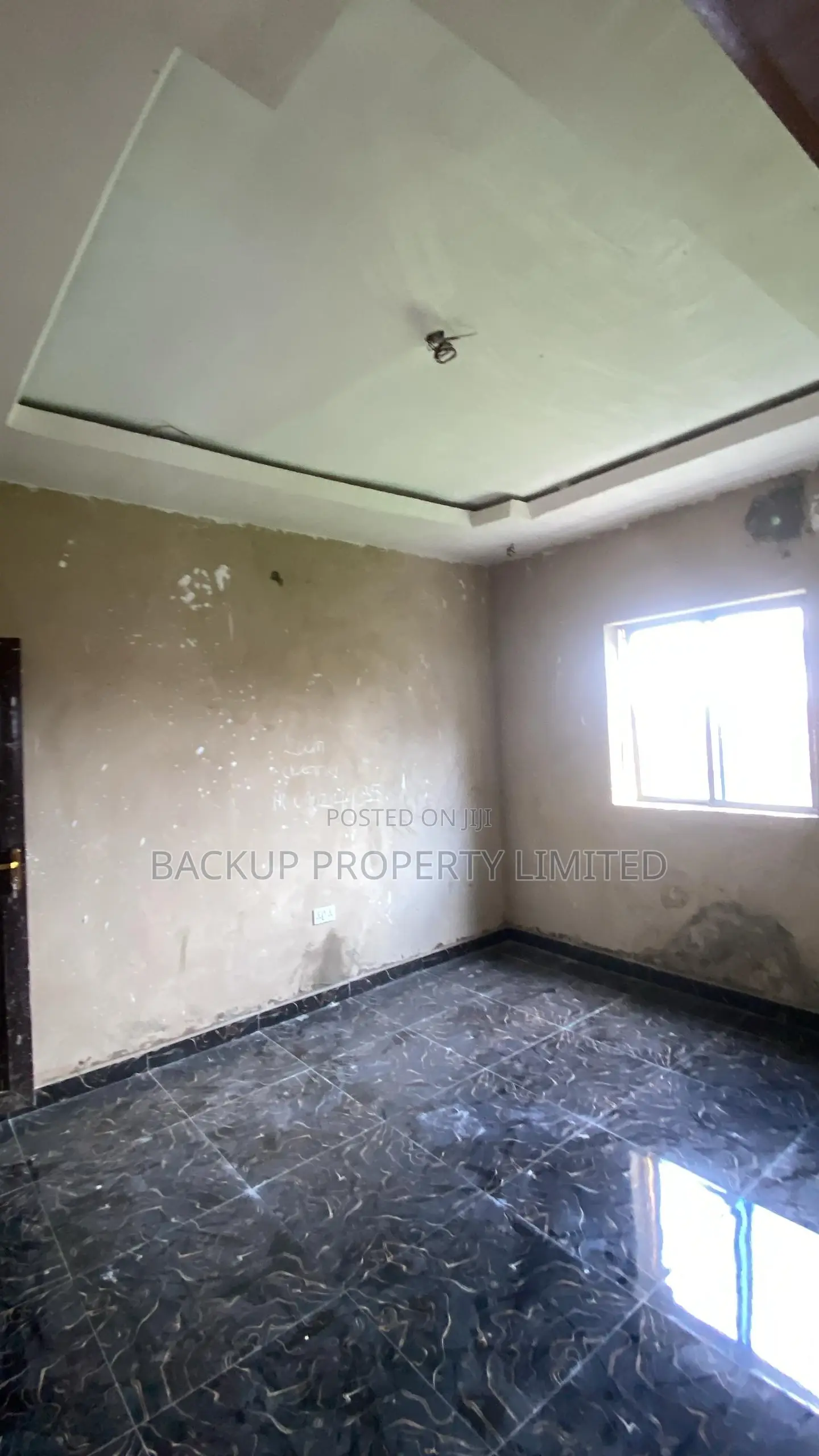 Mini Flat in Alagomeji for sale