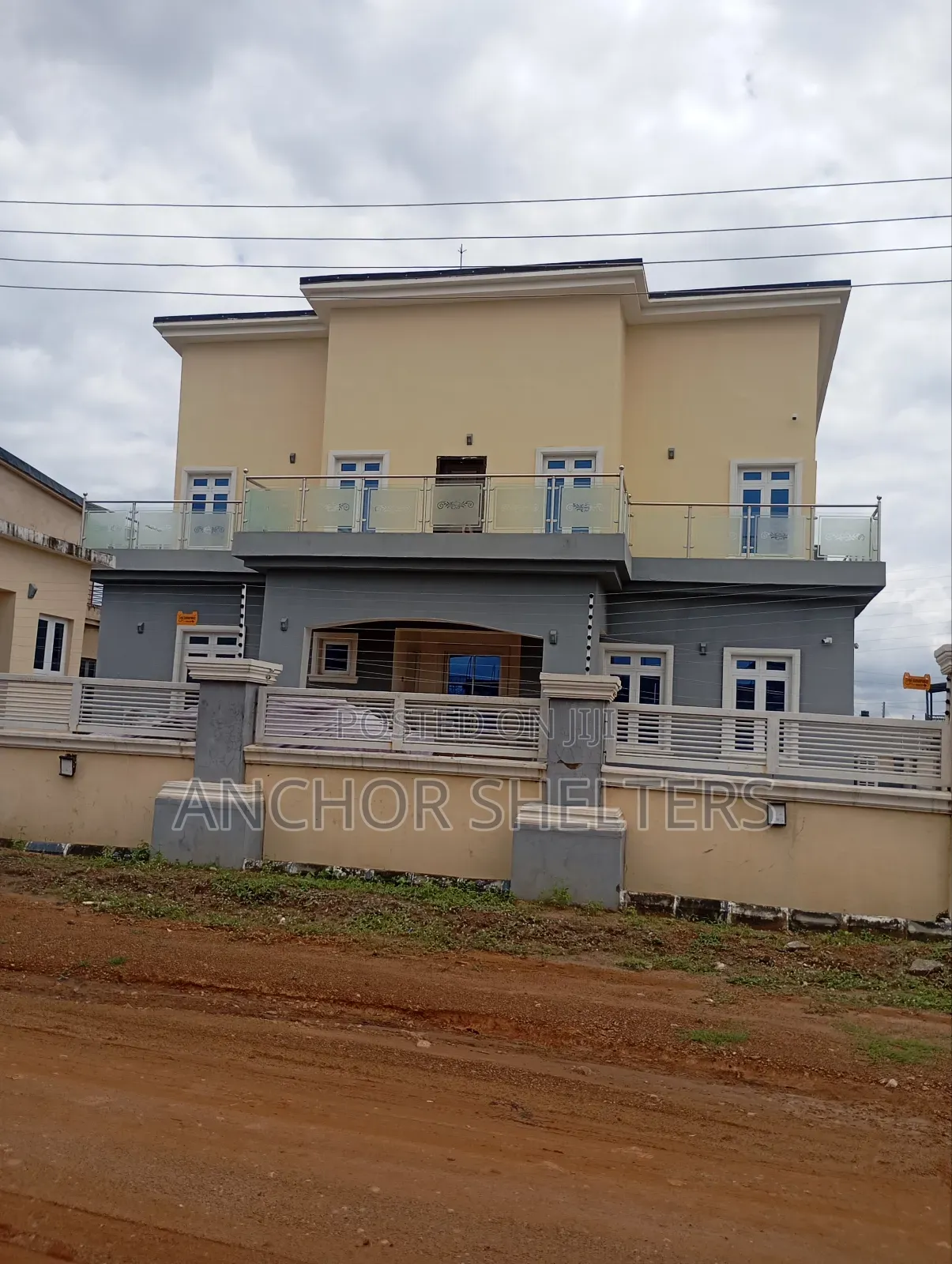 Furnished 4bdrm Penthouse in Seaman Metropolis, Lugbe District for sale
