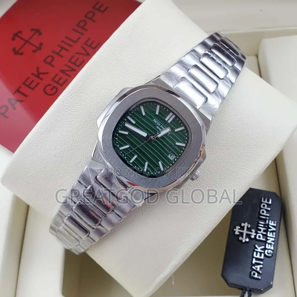 Luxury Female Patek Philippe Fully Boxed Wristwatch