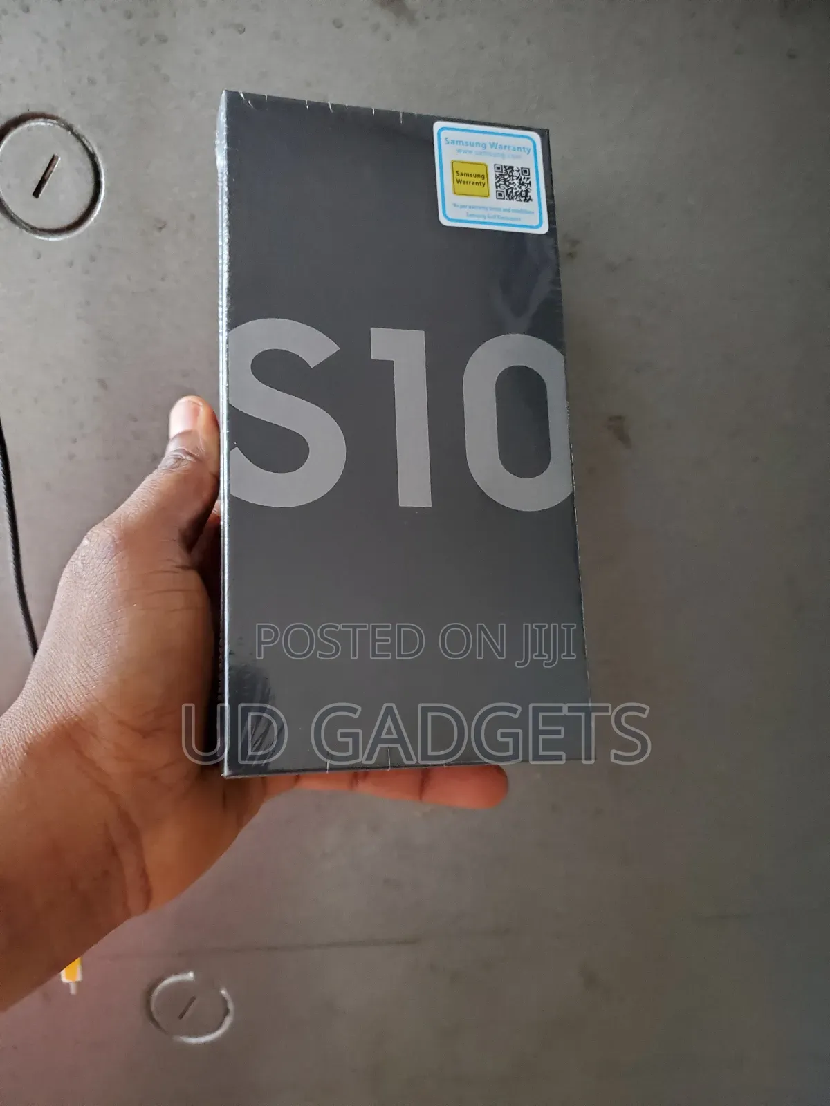 New Samsung Galaxy S10 128 GB Black