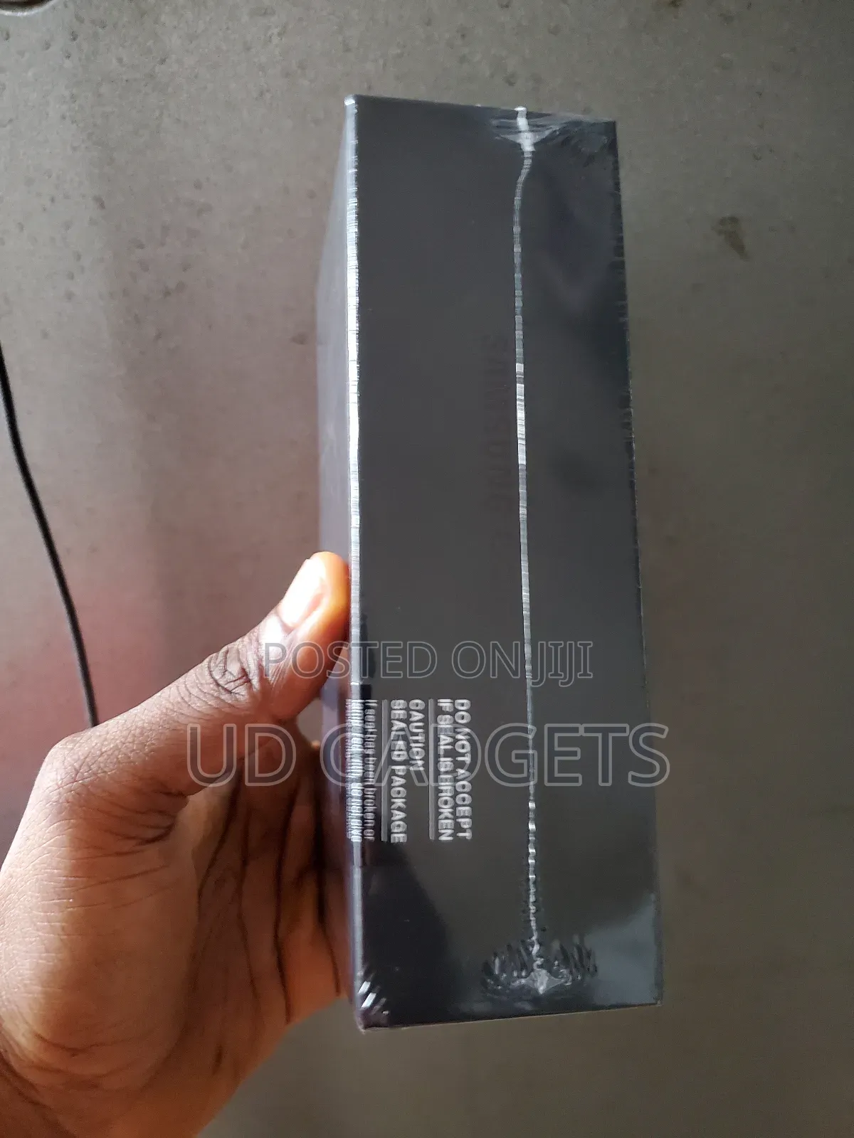 New Samsung Galaxy S10 128 GB Black