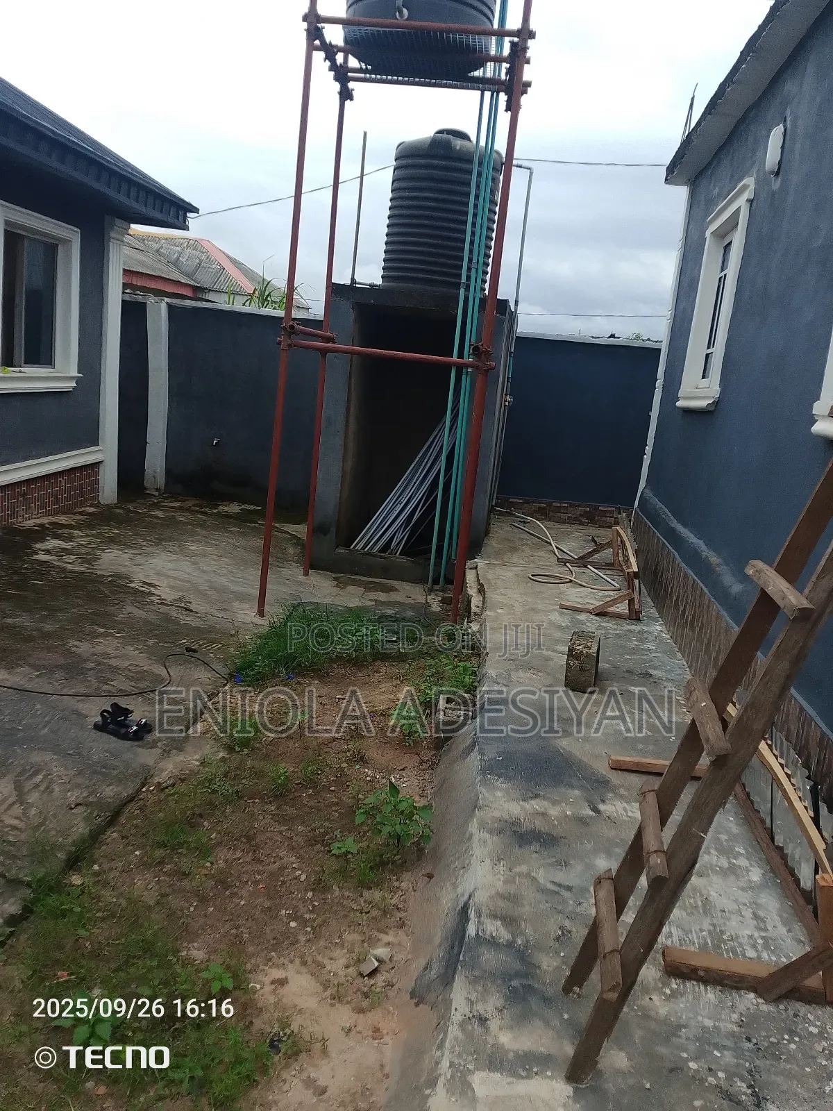 2bdrm Block of Flats in Bomode Oku Dangote, Igbogbo for rent