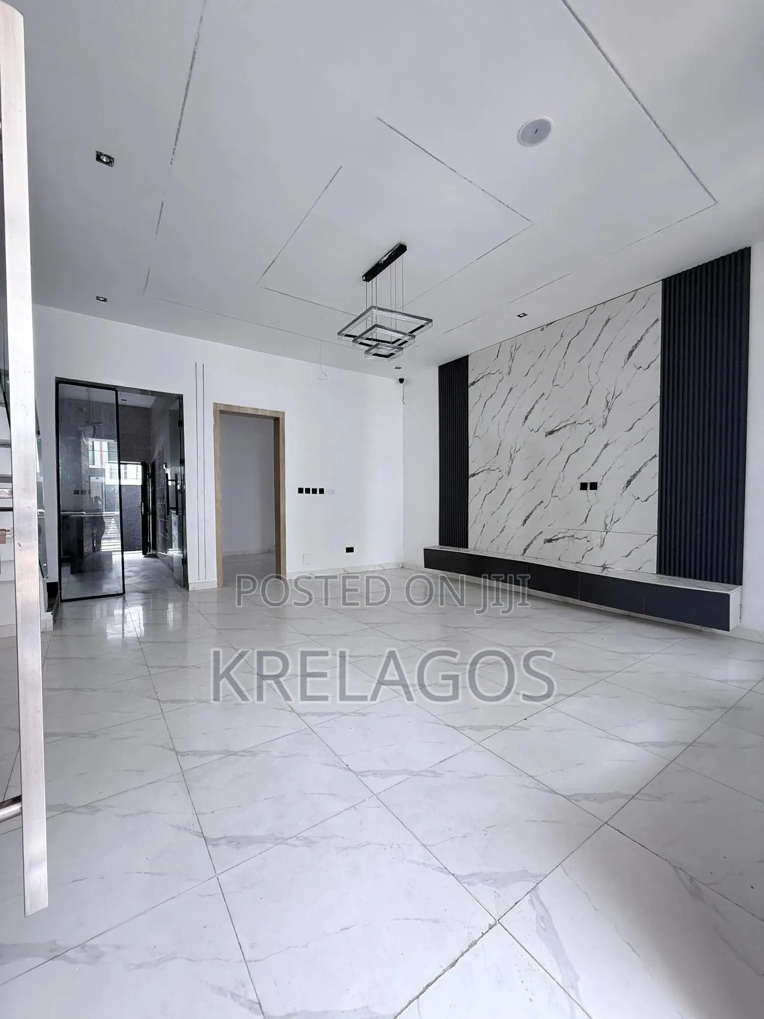 4bdrm Duplex in Ikota for sale