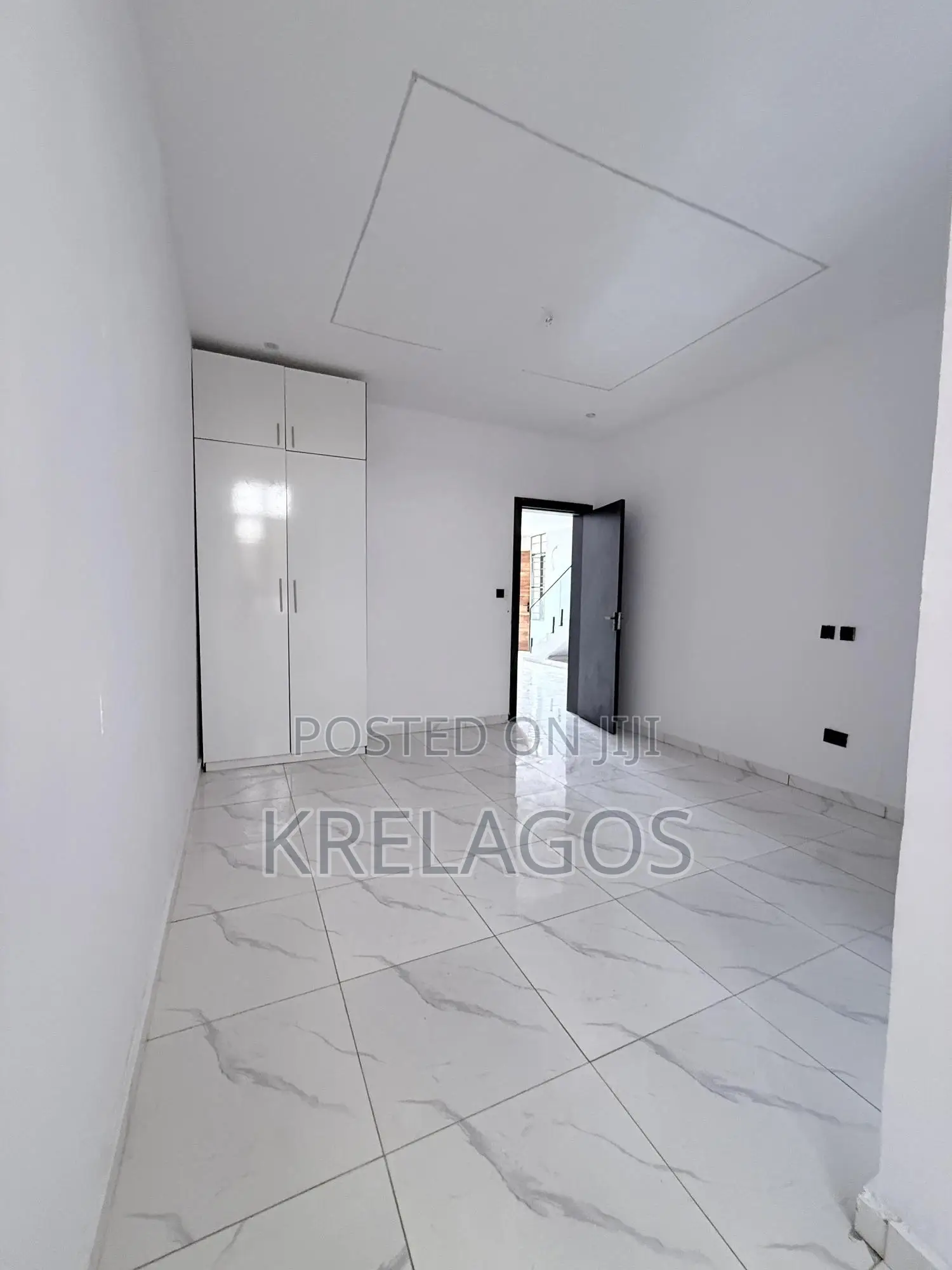 4bdrm Duplex in Ikota for sale