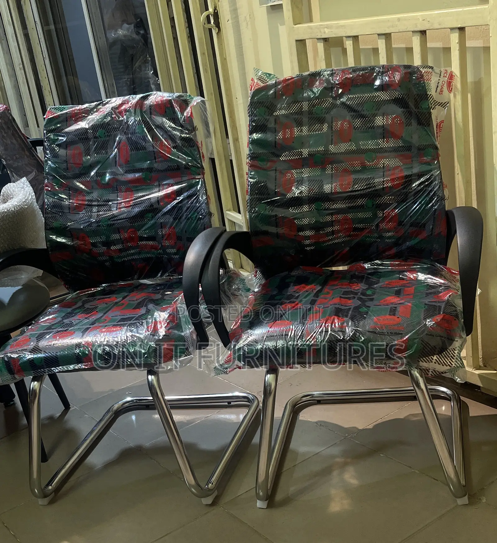 Victory Visitor Chair – Stylish Comfort for Your Guests