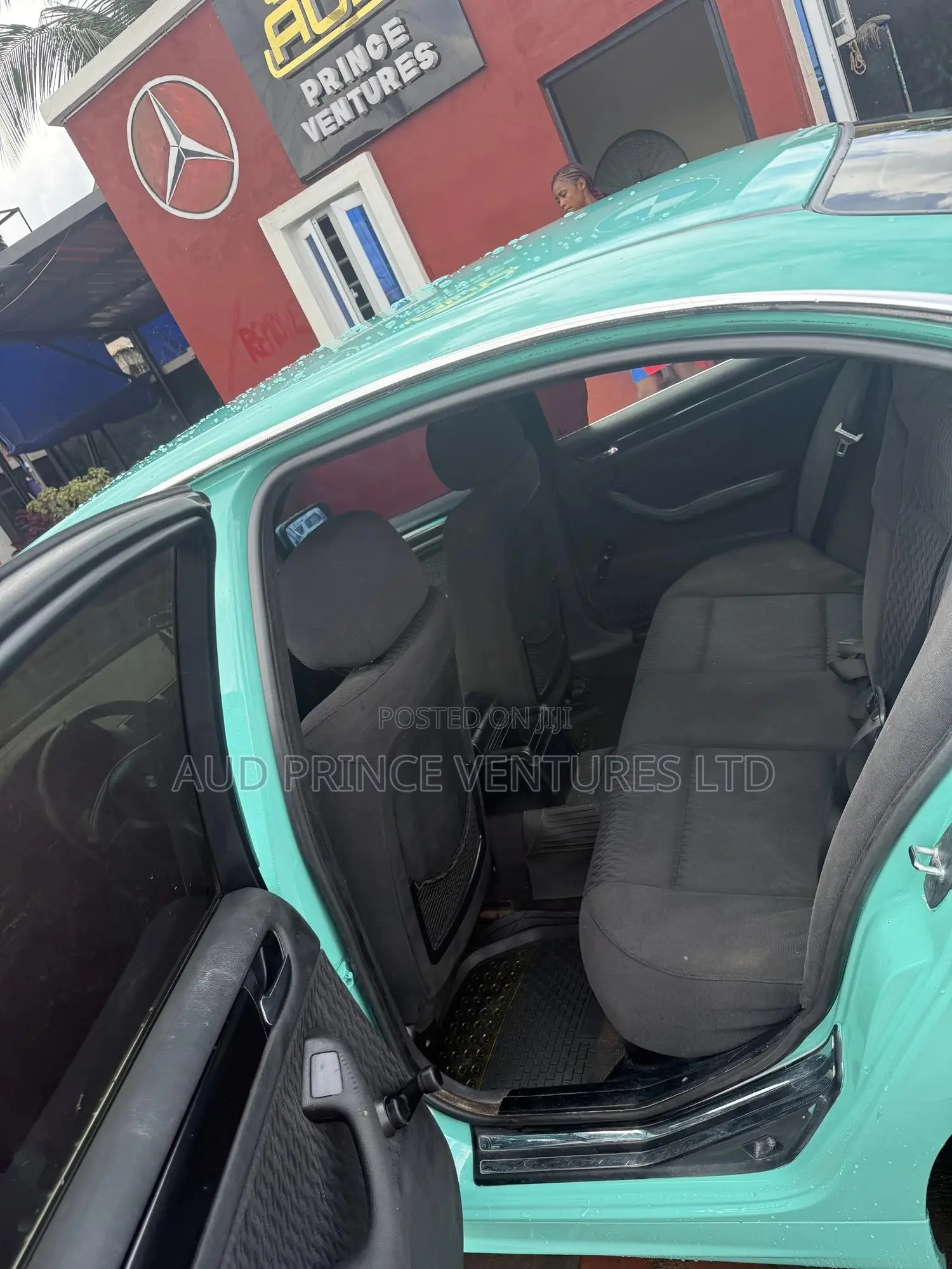 BMW 330i 2004 Green