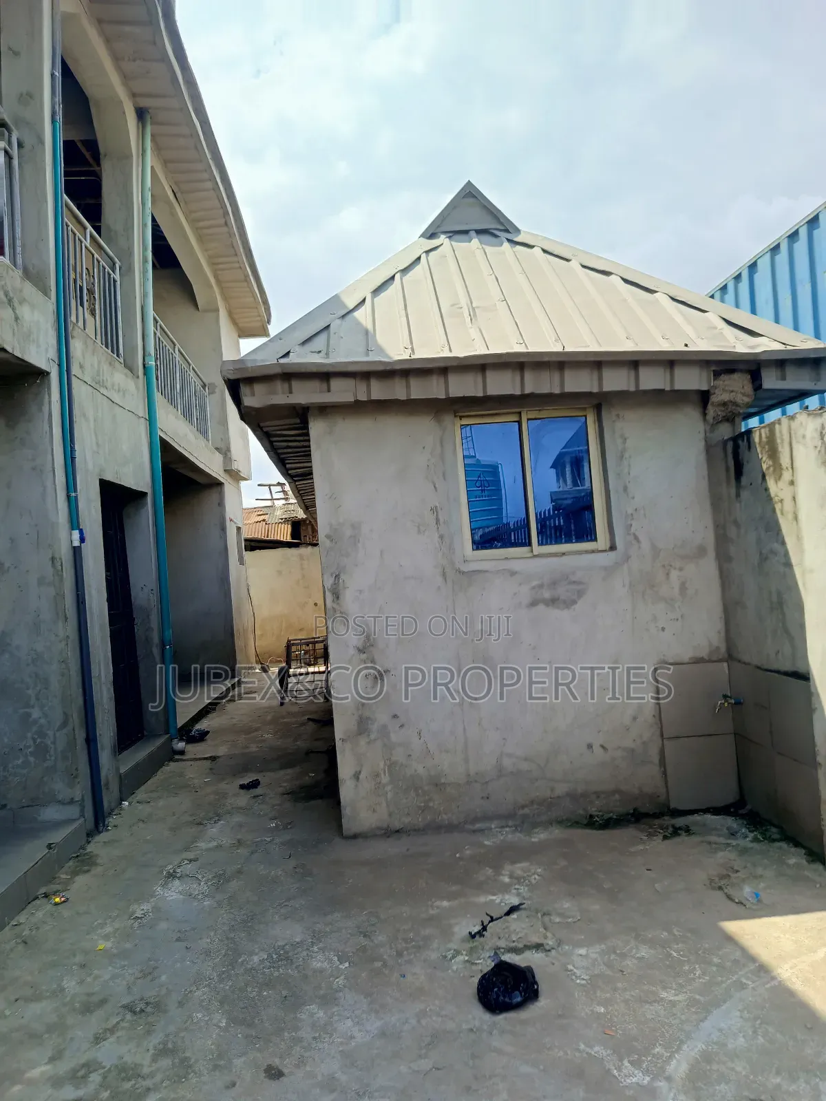 2bdrm Block of Flats in Araromi Sango Ota for sale