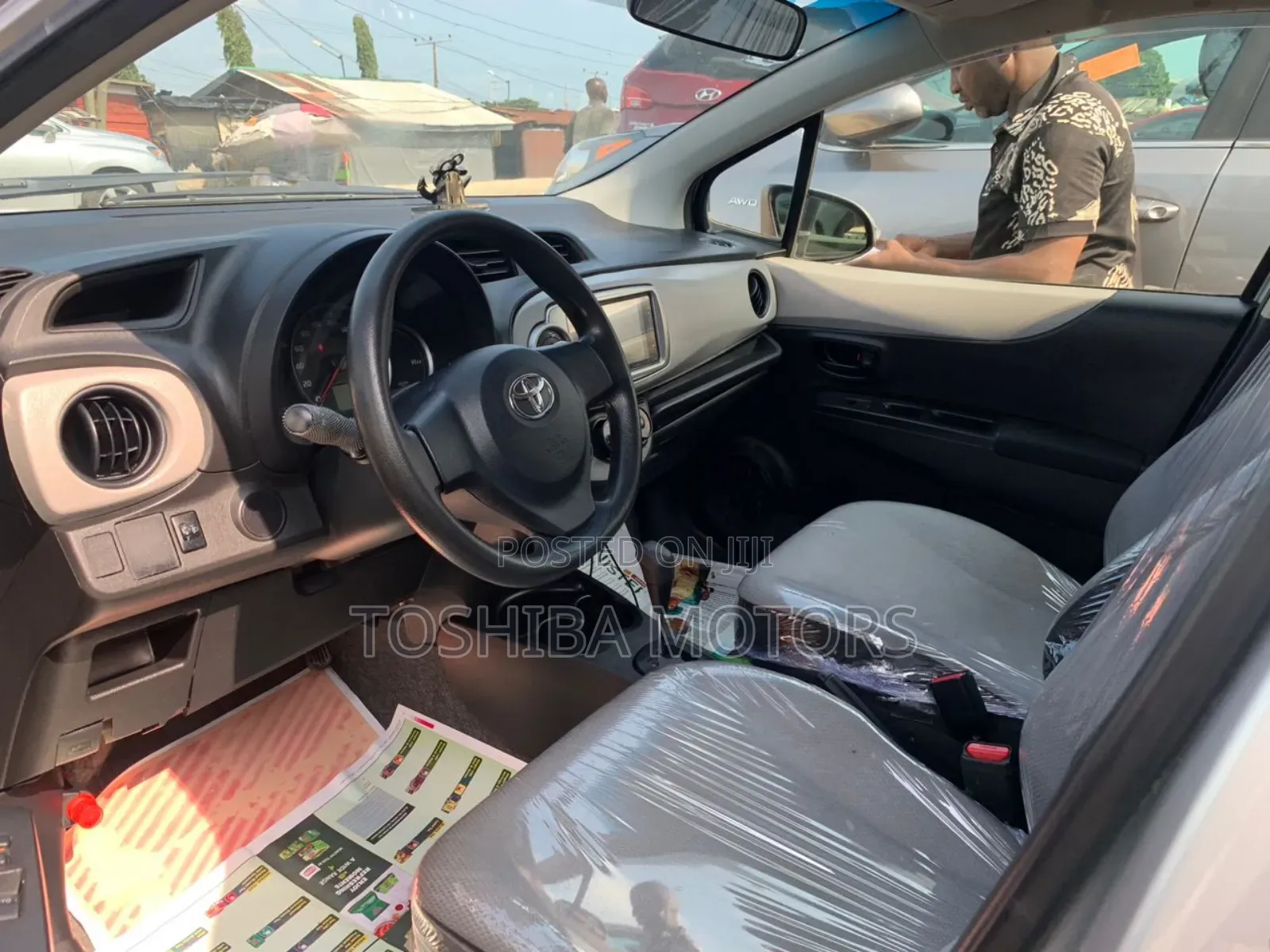 Toyota Yaris 2014 Silver