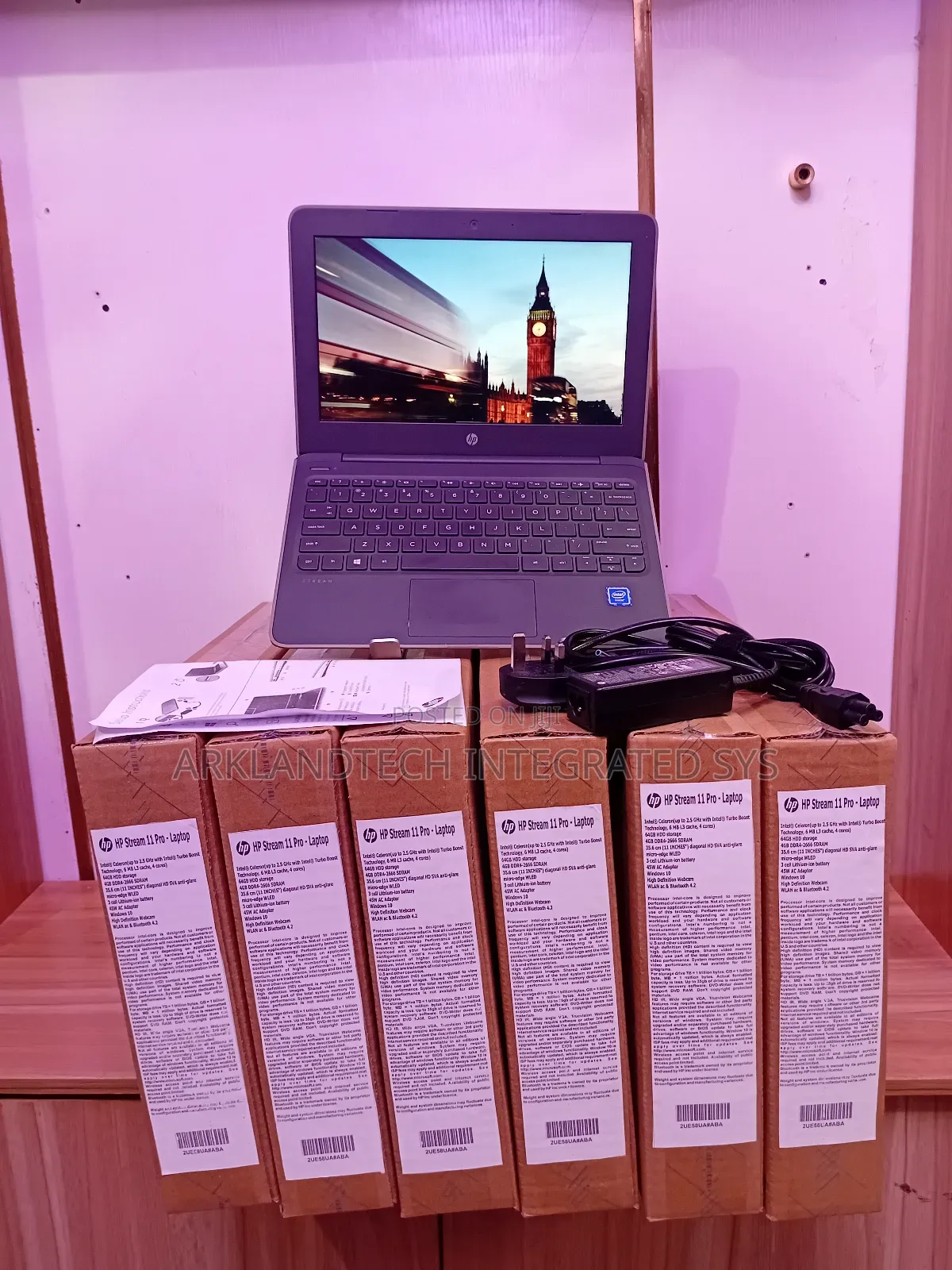 New Laptop HP Stream 11 4GB Intel Celeron SSD 60GB