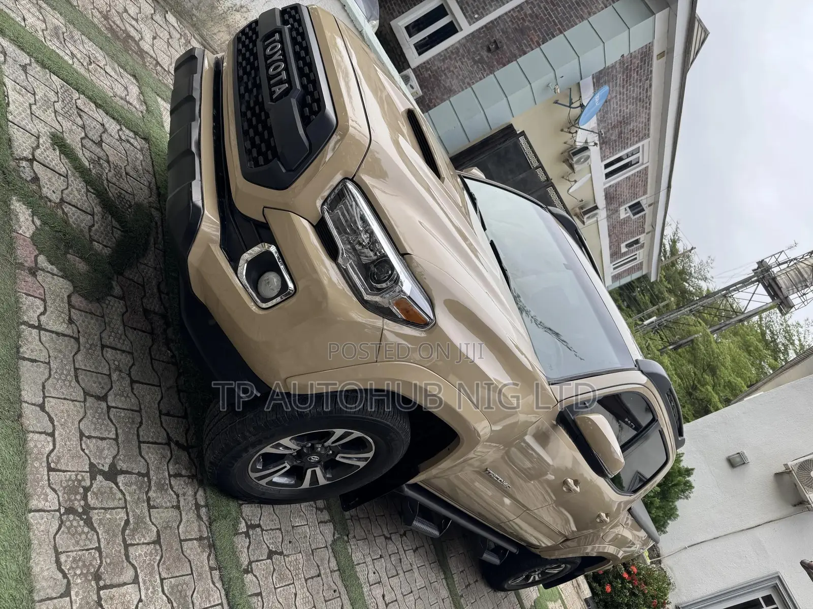 Toyota Tacoma TRD Sport 2017 Beige
