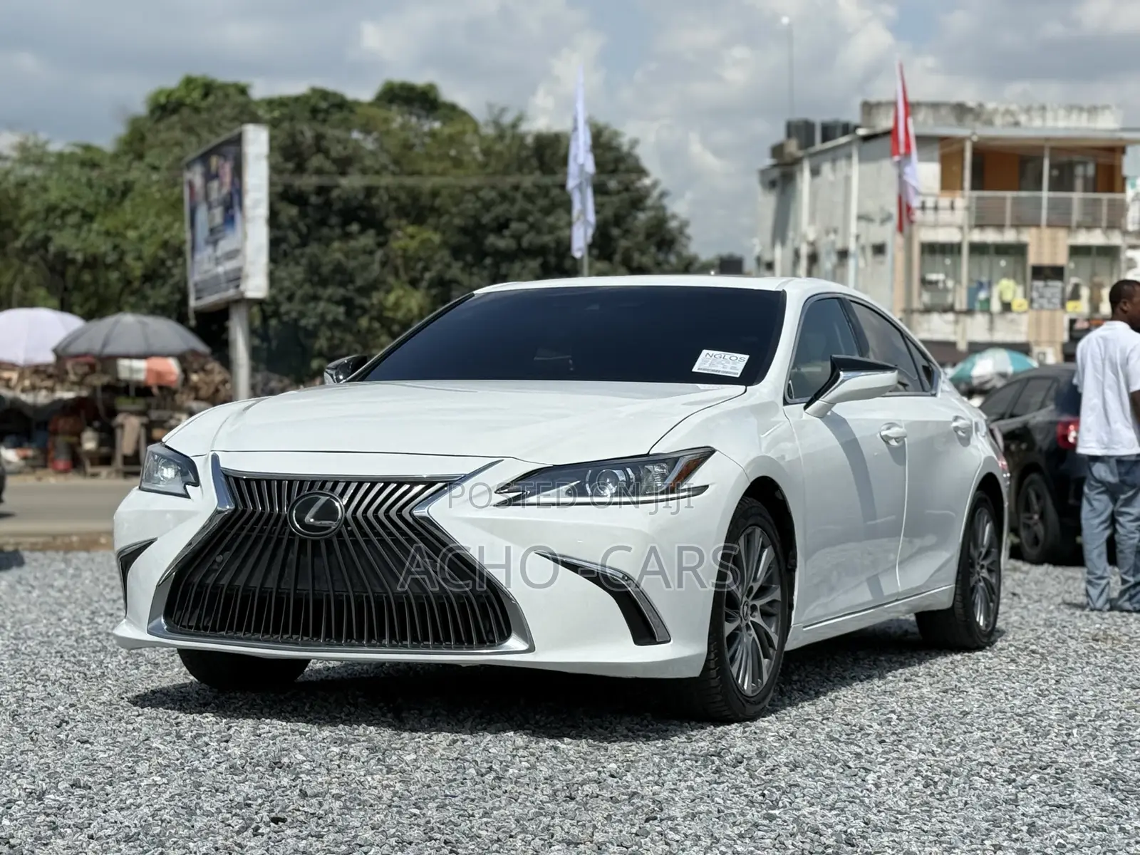 Lexus ES 2021 White