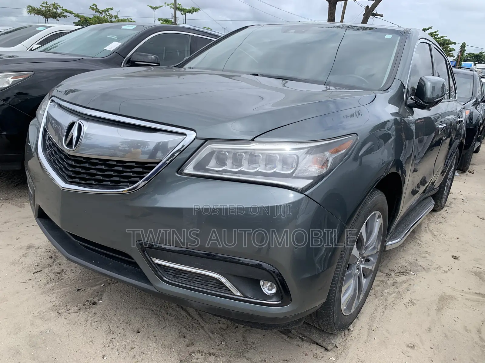 Acura MDX Advance and Entertainment Packages 4dr SUV (3.5L 6cyl 6A) Gray