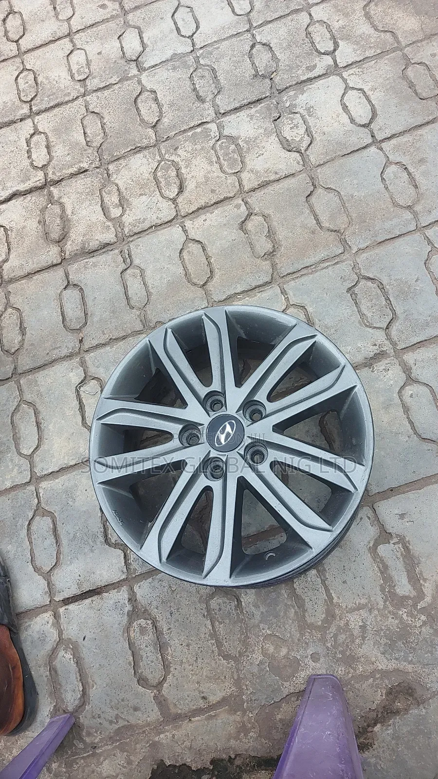 16rim Hyundai Elantra!