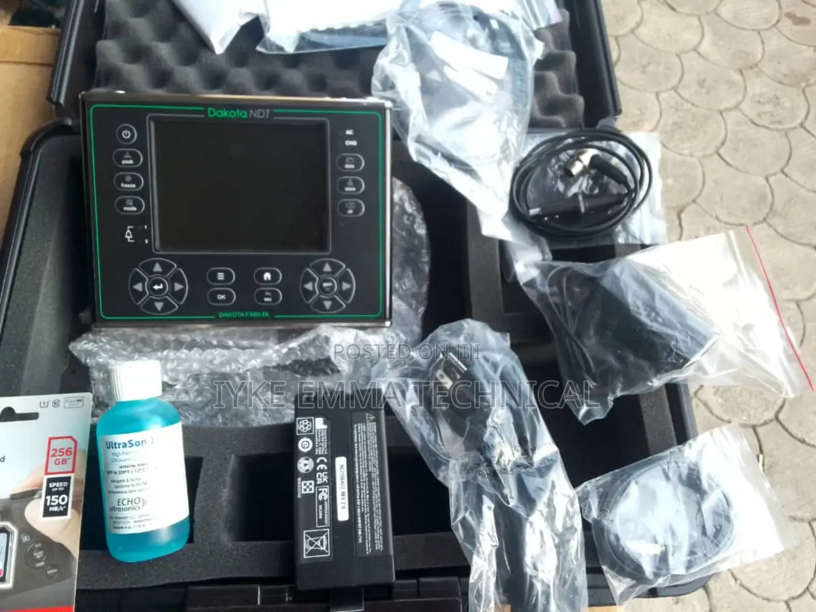 Dakota Fx80-Dl (Dfx-8) Combination Flaw Detector and Thickness Gauge