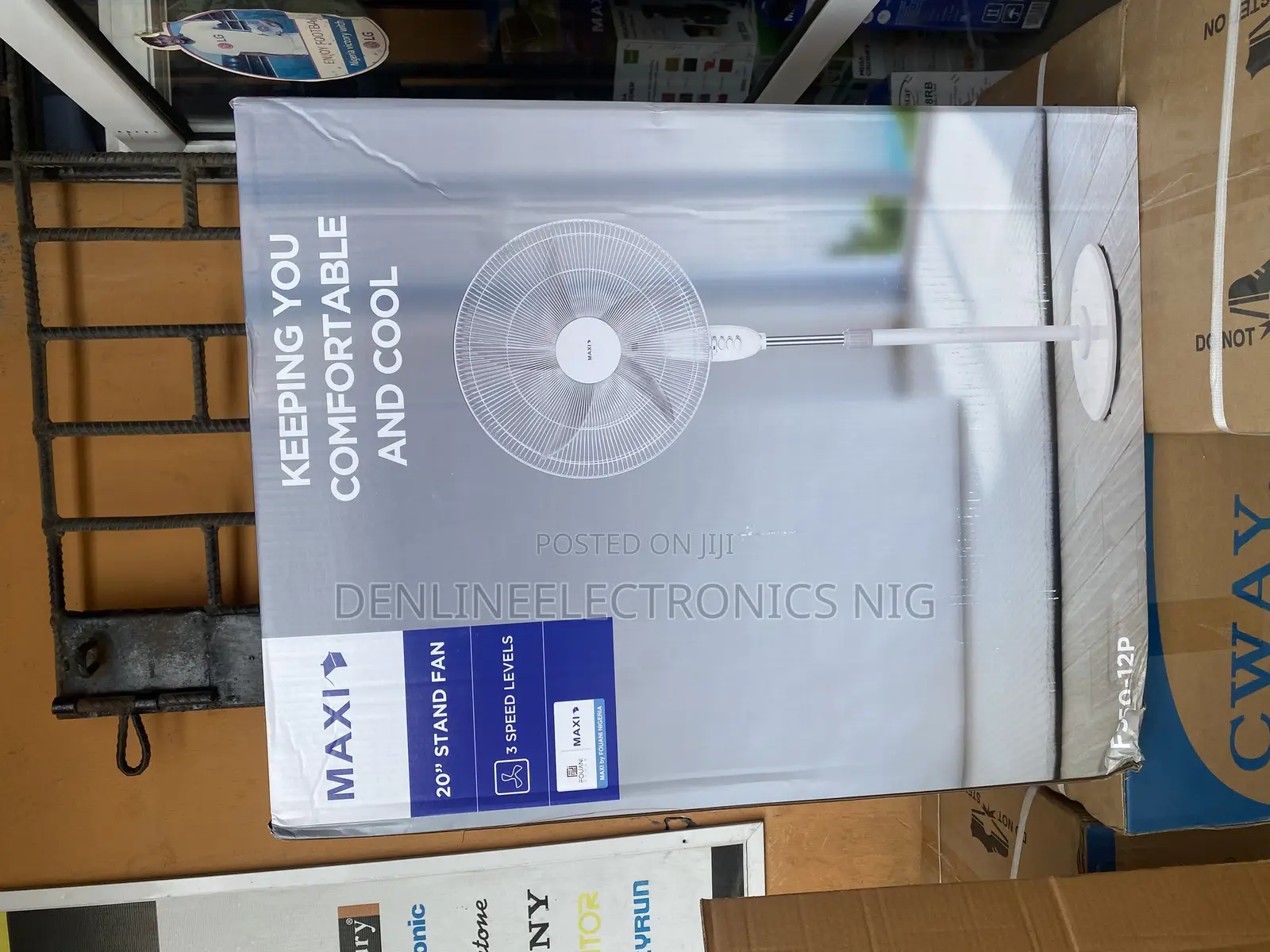 Maxi Standing Fan 20 Inches White : 65w,Adjustable Height,• 3 Speed