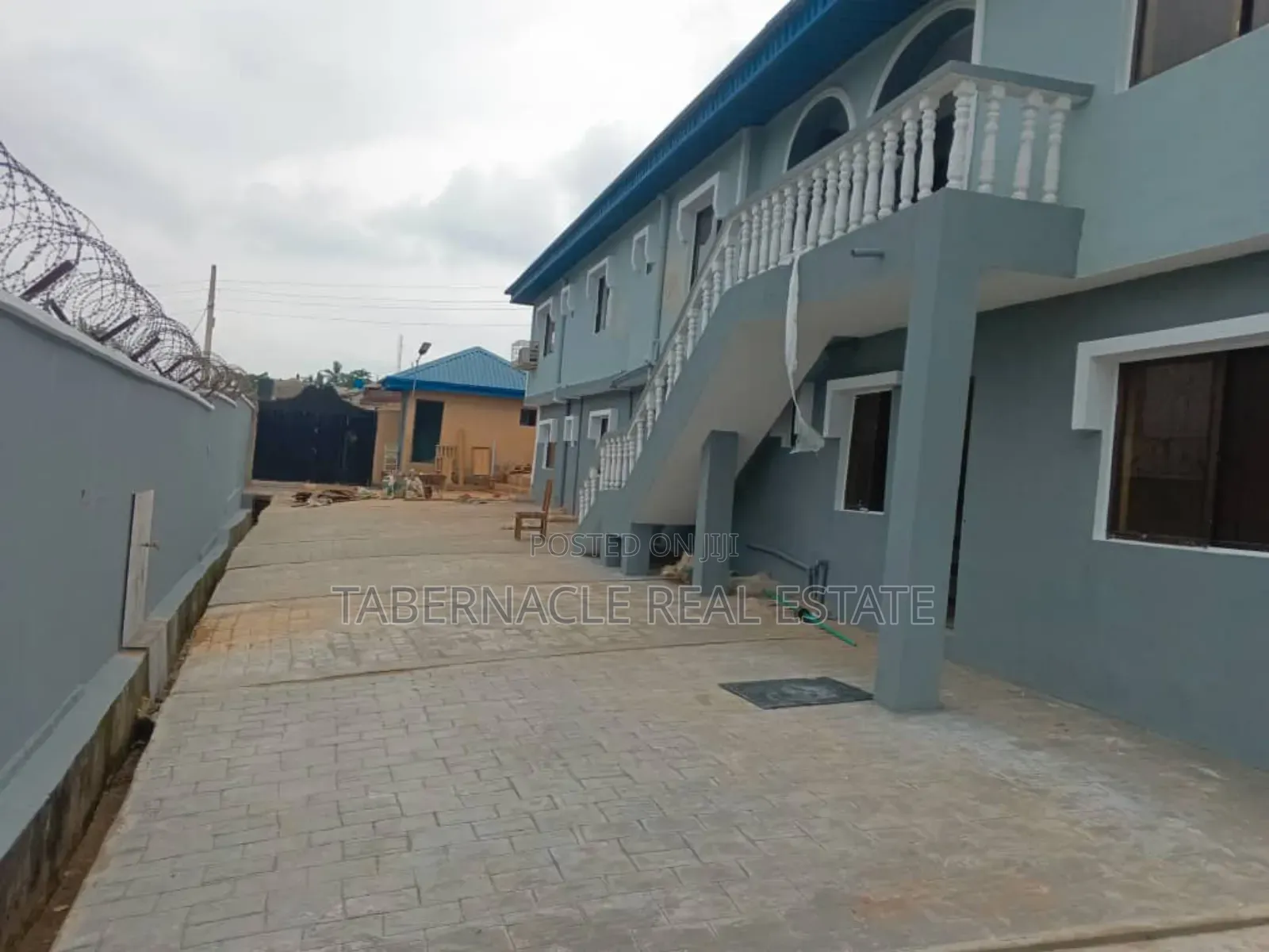 5bdrm House in Ogijo, Ita Oluwo for sale