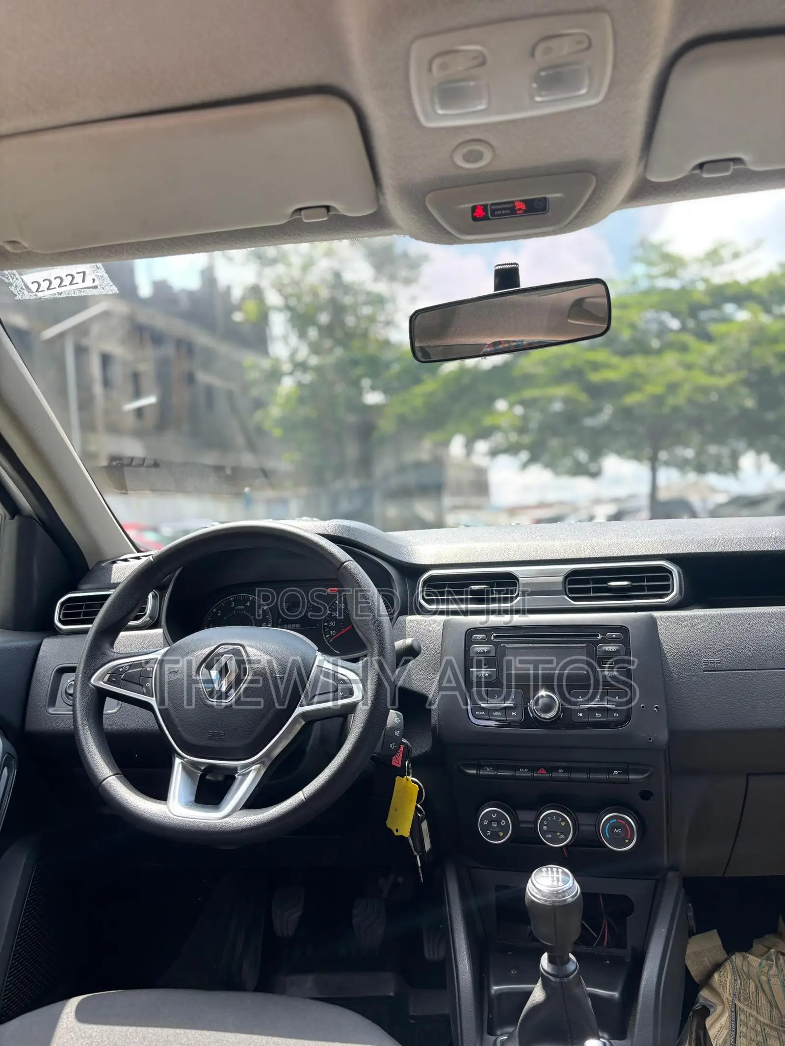 Renault Duster 2018 White