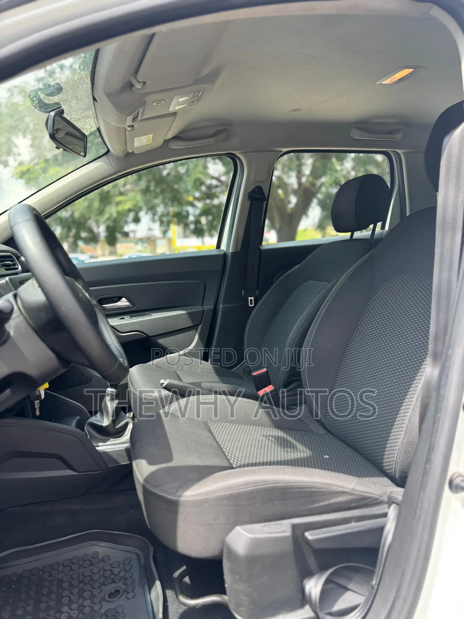 Renault Duster 2018 White