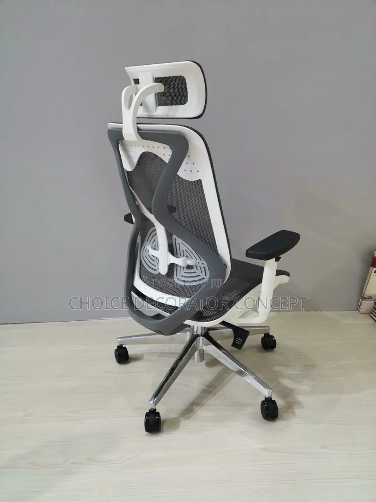 Ergonomic Mesh Office Chair With Lumbar Support*