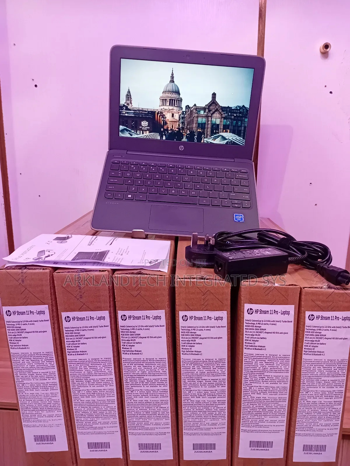 New Laptop HP Stream 11 Pro G4 EE 4GB Intel Celeron SSD 40GB