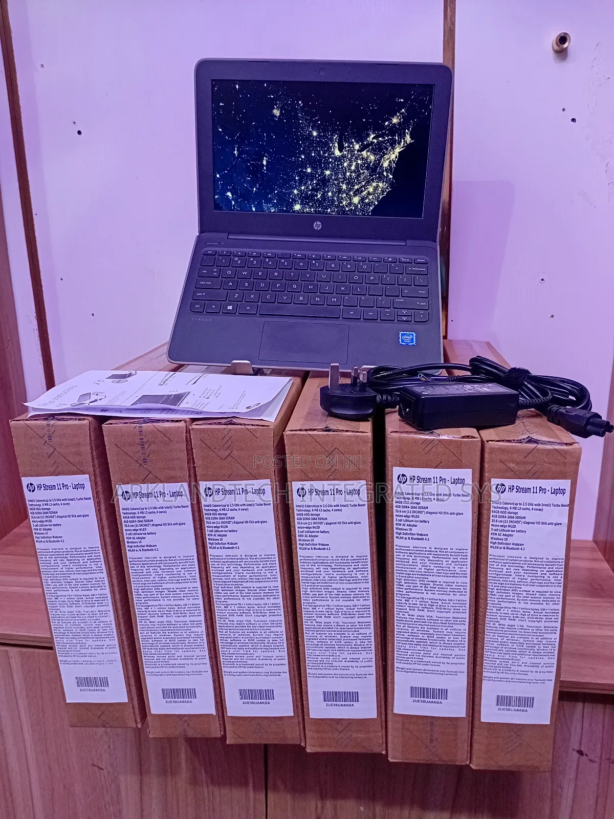 New Laptop HP Stream 11 Pro G4 EE 4GB Intel Celeron SSD 72GB