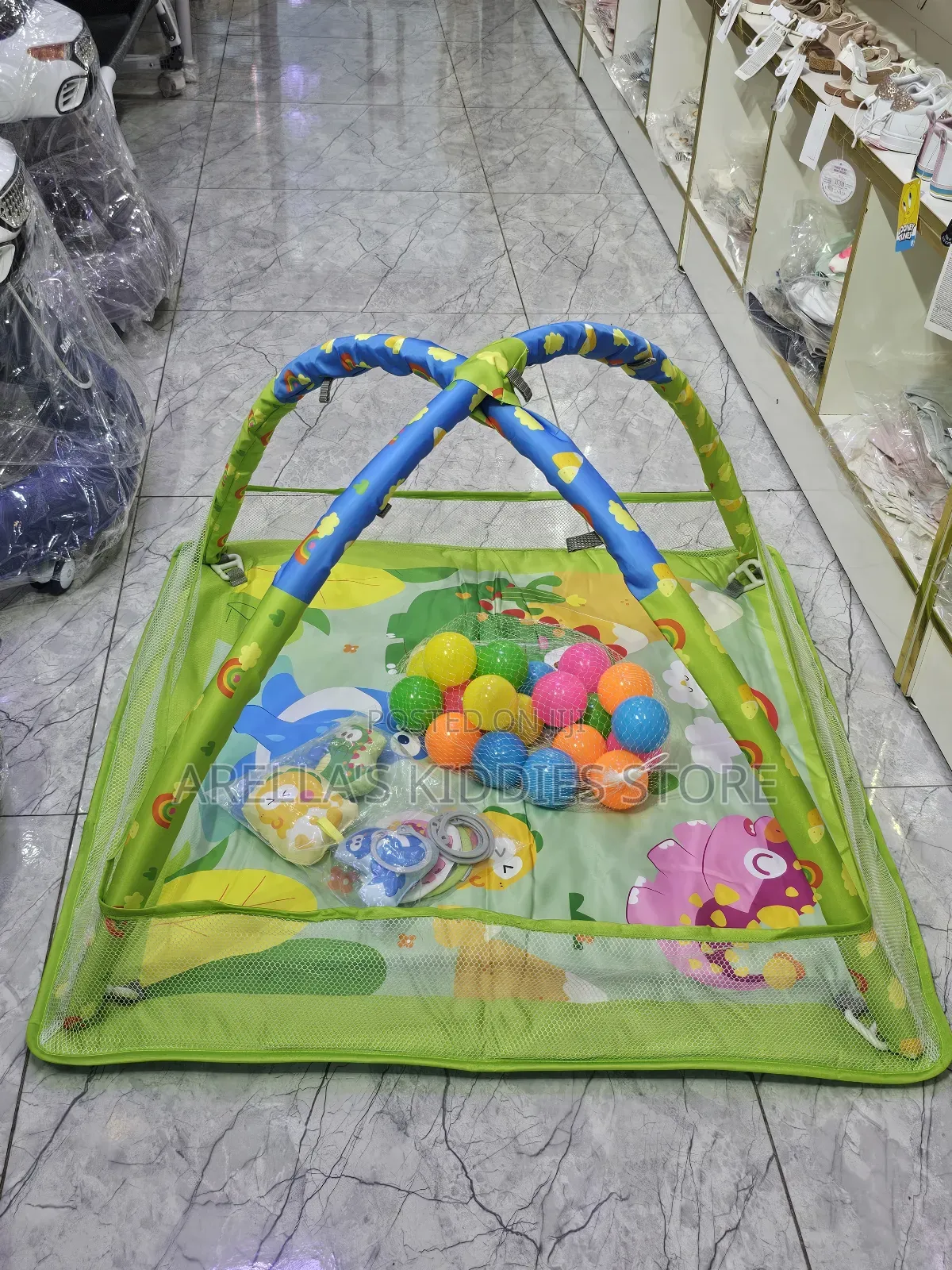 3-in-1 Playmat for Children With Balls and Fence