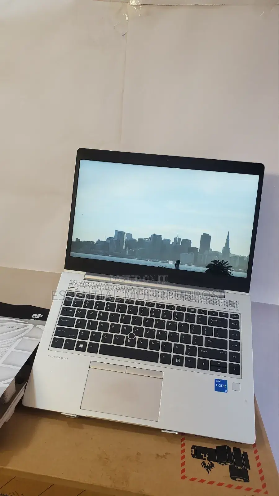 New Laptop HP EliteBook 8560P 8GB Intel Core I5 SSD 512GB