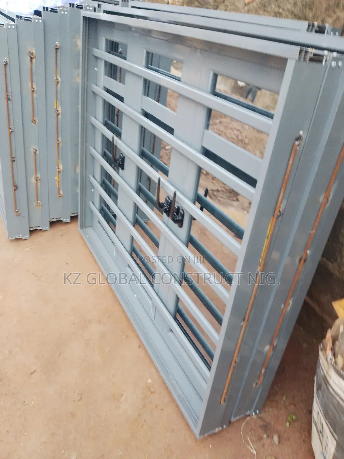 Aluminum Casement Window With Inner Burglary and Net