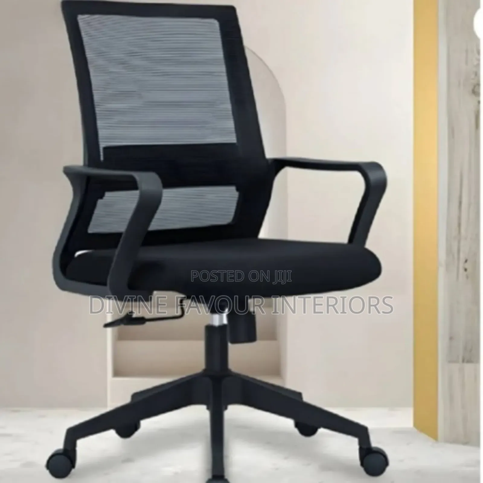Medium Back Office Swivel Chair